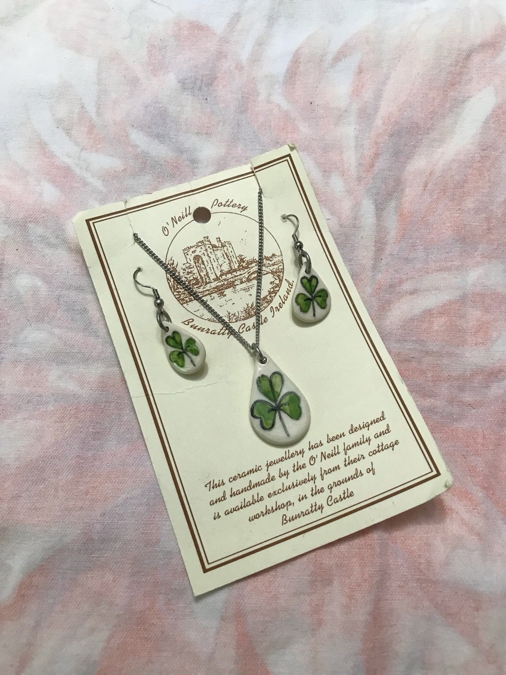 O’Neill Pottery Silver Tone Clover Earrings Chain Necklace Set